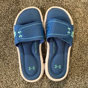 Women’s Under Armour Memory Foam Flip Flops, Blue, Size 6